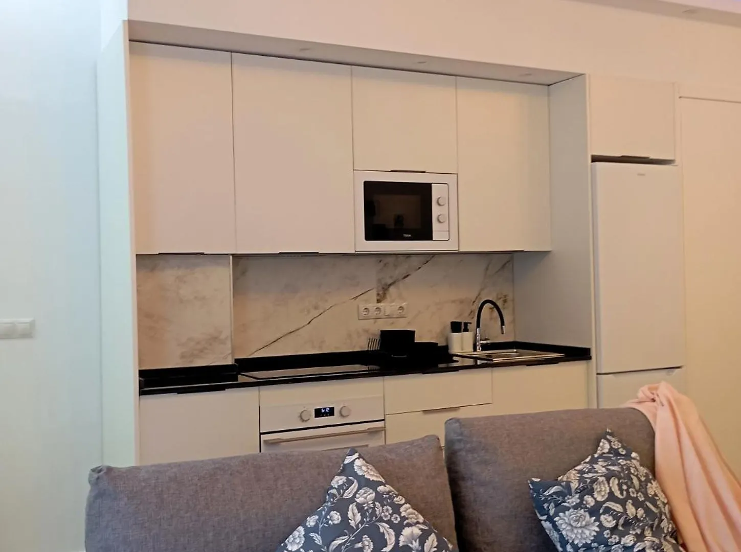 Precioso Apartamento En La Luz D Malaga 0*,